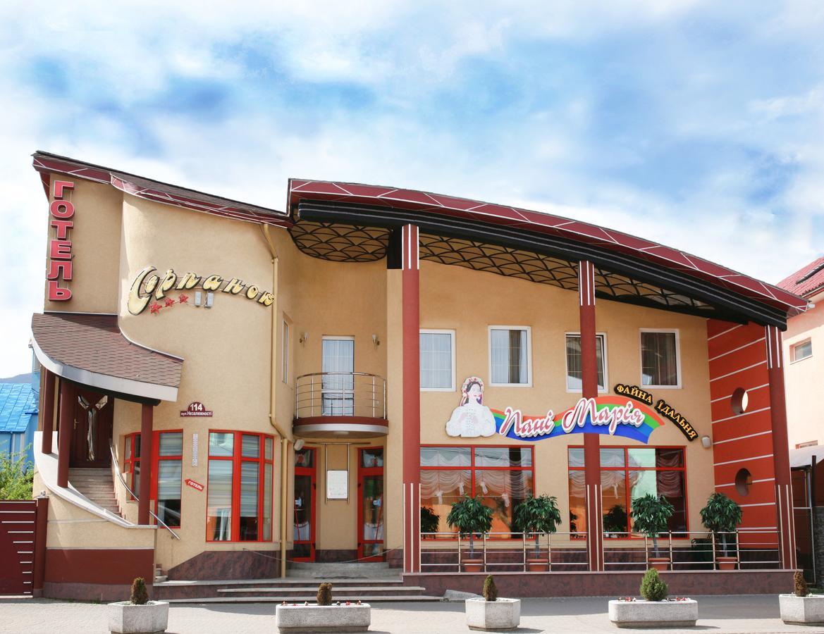 Hotel Serpanok Tyachiv ภายนอก รูปภาพ